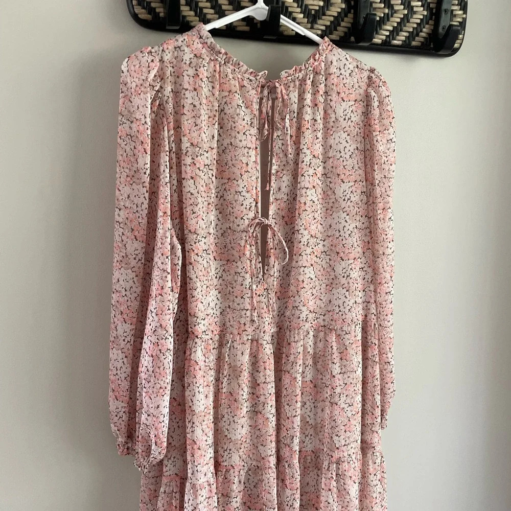 H&M Pink Floral Flowy Balloon Sleeve Boho Dress - Size Medium - Picture 10 of 12